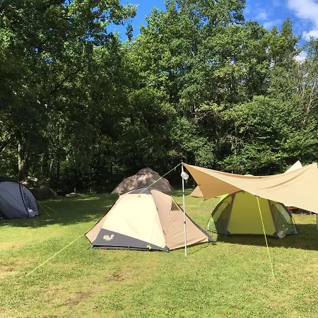 Ostello & Camping Riposo 2* ロゾネ