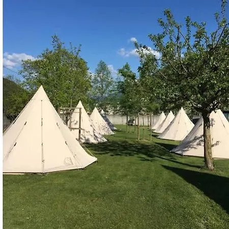 キャンプ場 Ostello & Camping Riposo 2*